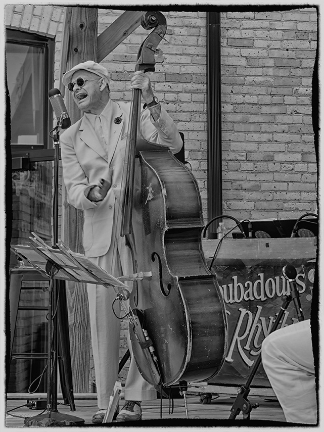 Jon Mroz and The Troubadours of Rhythm